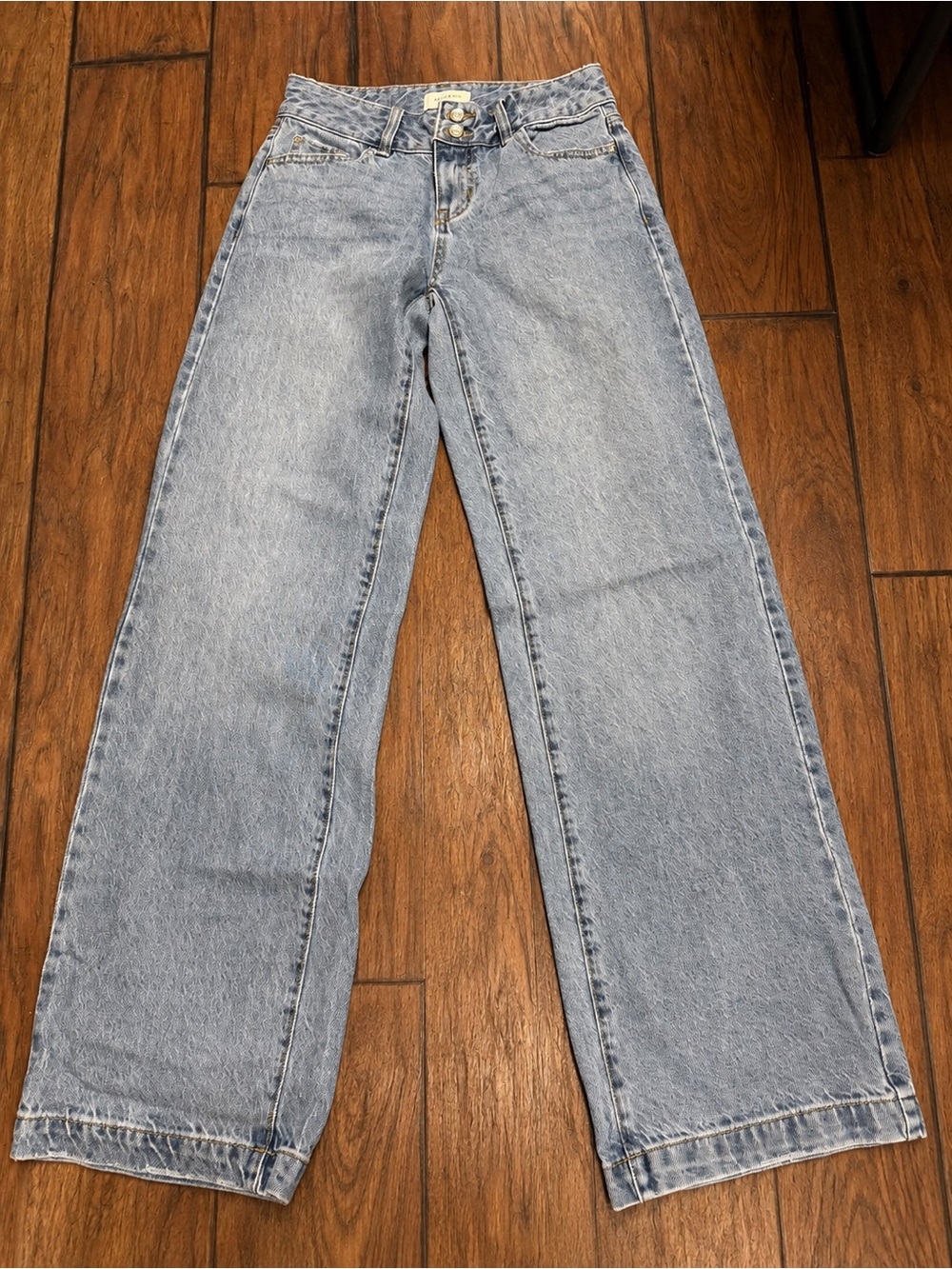 NWOT PacSun Light Wash Casey Low Rise Baggy Jeans Size 24